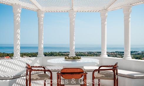 Penthouse contemporain rénové avec piscine privée et vue panoramique sur la mer à vendre sur le Golden Mile de Marbella 787018