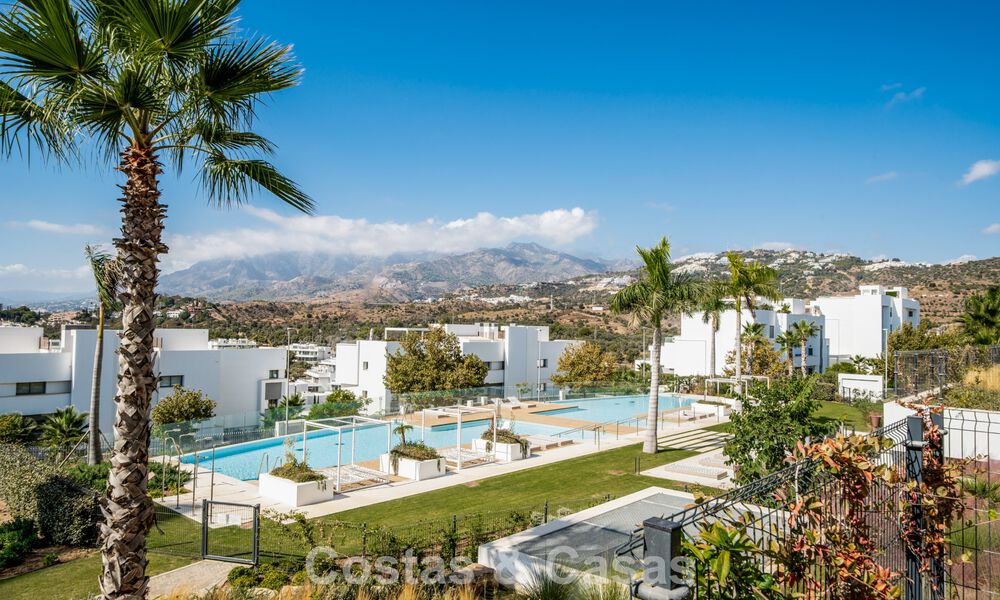 Appartement moderne de 4 chambres, prêt à emménager, à vendre dans un complexe de luxe à l'est du centre de Marbella 787075