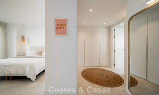 Appartement moderne de 4 chambres, prêt à emménager, à vendre dans un complexe de luxe à l'est du centre de Marbella 787077 