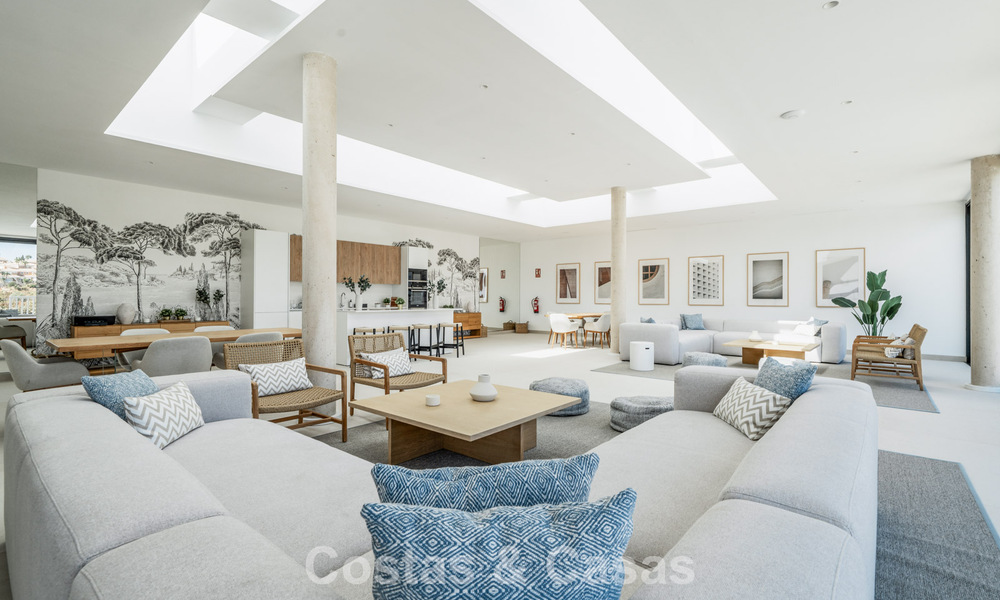 Appartement moderne de 4 chambres, prêt à emménager, à vendre dans un complexe de luxe à l'est du centre de Marbella 787084