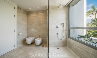 Appartement moderne de 4 chambres, prêt à emménager, à vendre dans un complexe de luxe à l'est du centre de Marbella 787107 