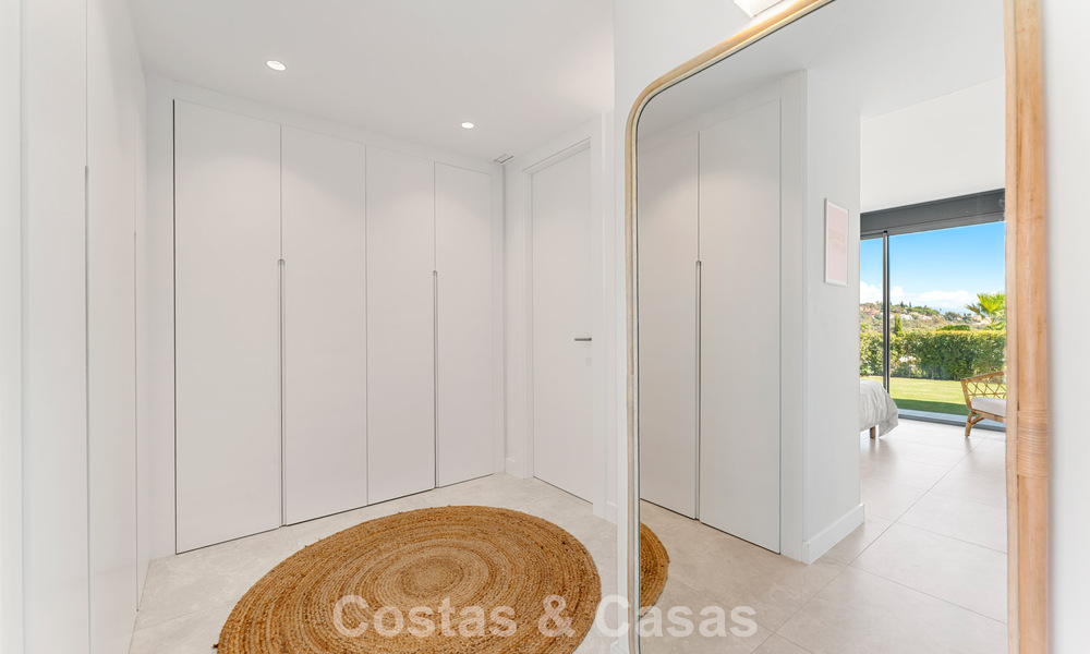 Appartement moderne de 4 chambres, prêt à emménager, à vendre dans un complexe de luxe à l'est du centre de Marbella 797851