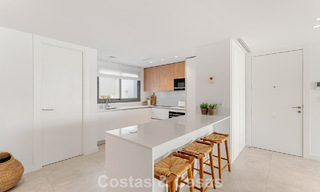 Appartement moderne de 4 chambres, prêt à emménager, à vendre dans un complexe de luxe à l'est du centre de Marbella 797855 