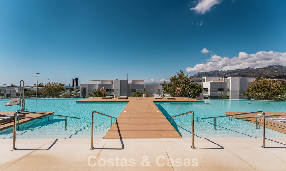 Appartement moderne de 4 chambres, prêt à emménager, à vendre dans un complexe de luxe à l'est du centre de Marbella 797865