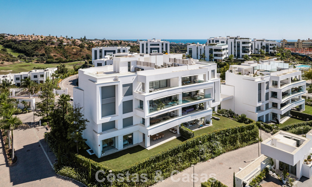 Appartement moderne de 4 chambres, prêt à emménager, à vendre dans un complexe de luxe à l'est du centre de Marbella 797868