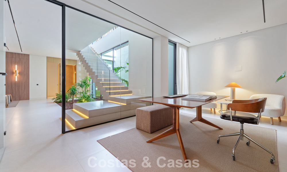 Villa de luxe de pointe à vendre dans un quartier résidentiel calme sur le Golden Mile de Marbella 787241