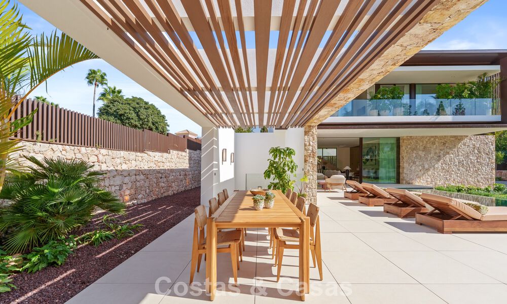 Villa de luxe de pointe à vendre dans un quartier résidentiel calme sur le Golden Mile de Marbella 787260