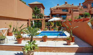 Appartement à vendre en première ligne de golf avec vues spectaculaires sur la mer à Cabopino, Marbella - Costa del Sol 31612 
