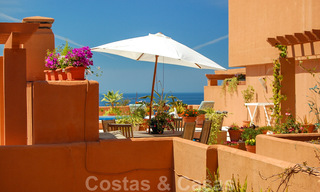 Appartement à vendre en première ligne de golf avec vues spectaculaires sur la mer à Cabopino, Marbella - Costa del Sol 31615 
