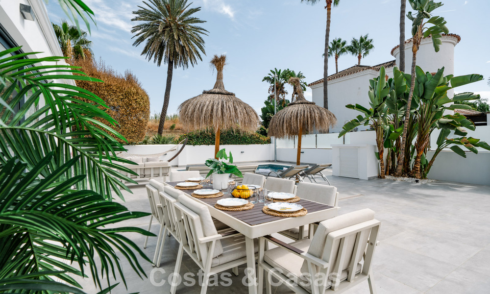 Villa modernisée à vendre à quelques pas des commodités et de Puerto Banús, Marbella 787383