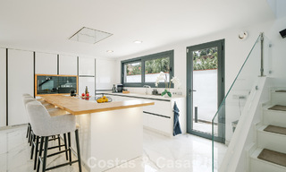 Villa modernisée à vendre à quelques pas des commodités et de Puerto Banús, Marbella 787398 