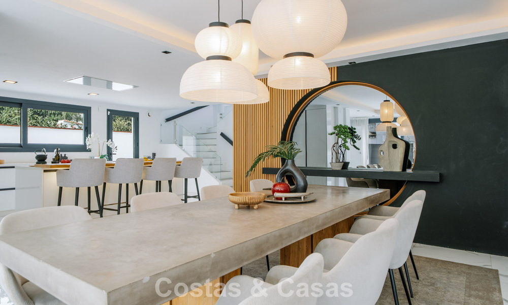 Villa modernisée à vendre à quelques pas des commodités et de Puerto Banús, Marbella 787399