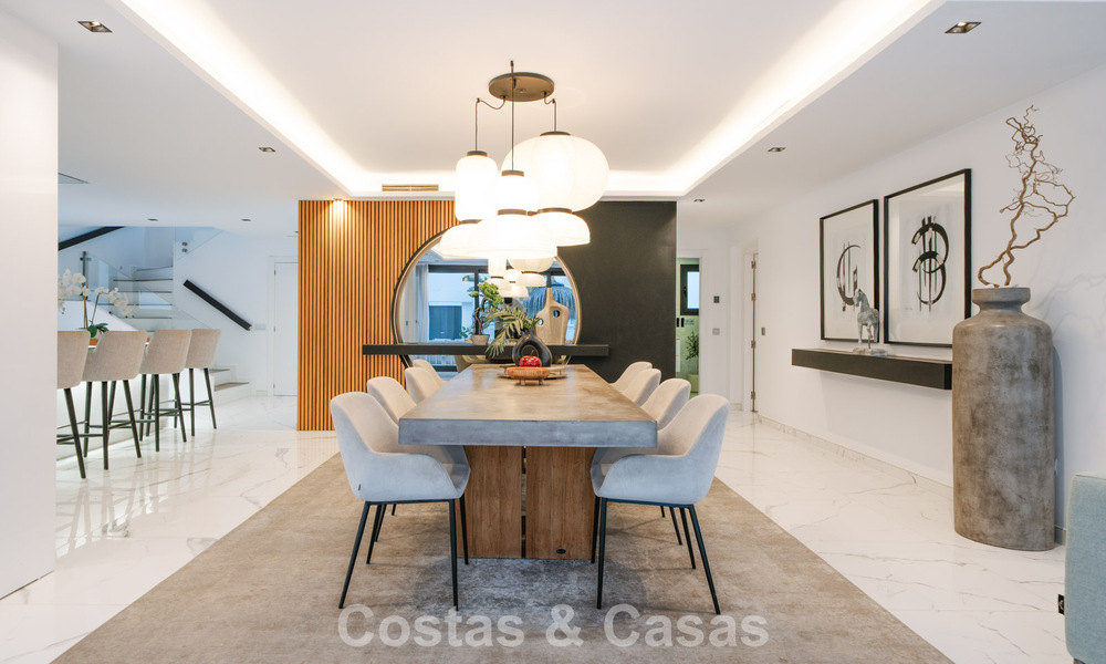 Villa modernisée à vendre à quelques pas des commodités et de Puerto Banús, Marbella 787407