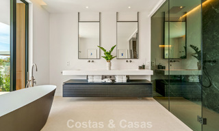 Villa sophistiquée avec vue panoramique à vendre dans une résidence sécurisée à La Quinta, Marbella - Benahavis 787321 