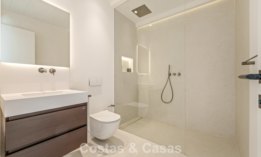 Villa sophistiquée avec vue panoramique à vendre dans une résidence sécurisée à La Quinta, Marbella - Benahavis 787323