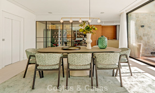 Villa sophistiquée avec vue panoramique à vendre dans une résidence sécurisée à La Quinta, Marbella - Benahavis 787334 