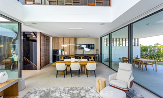 Maison exclusive avec vue sur la mer à vendre dans un complexe moderne avec sécurité 24h sur le Golden Mile de Marbella 787272 