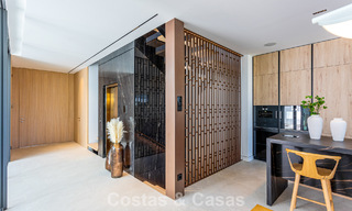 Maison exclusive avec vue sur la mer à vendre dans un complexe moderne avec sécurité 24h sur le Golden Mile de Marbella 787275 