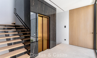 Maison exclusive avec vue sur la mer à vendre dans un complexe moderne avec sécurité 24h sur le Golden Mile de Marbella 787295 