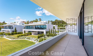 Maison exclusive avec vue sur la mer à vendre dans un complexe moderne avec sécurité 24h sur le Golden Mile de Marbella 787296 