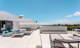 Maison exclusive avec vue sur la mer à vendre dans un complexe moderne avec sécurité 24h sur le Golden Mile de Marbella 787301 