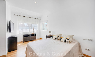 Spacieuse maison de ville à vendre dans une résidence sécurisée en bord de mer, à l'est de Marbella 787525 