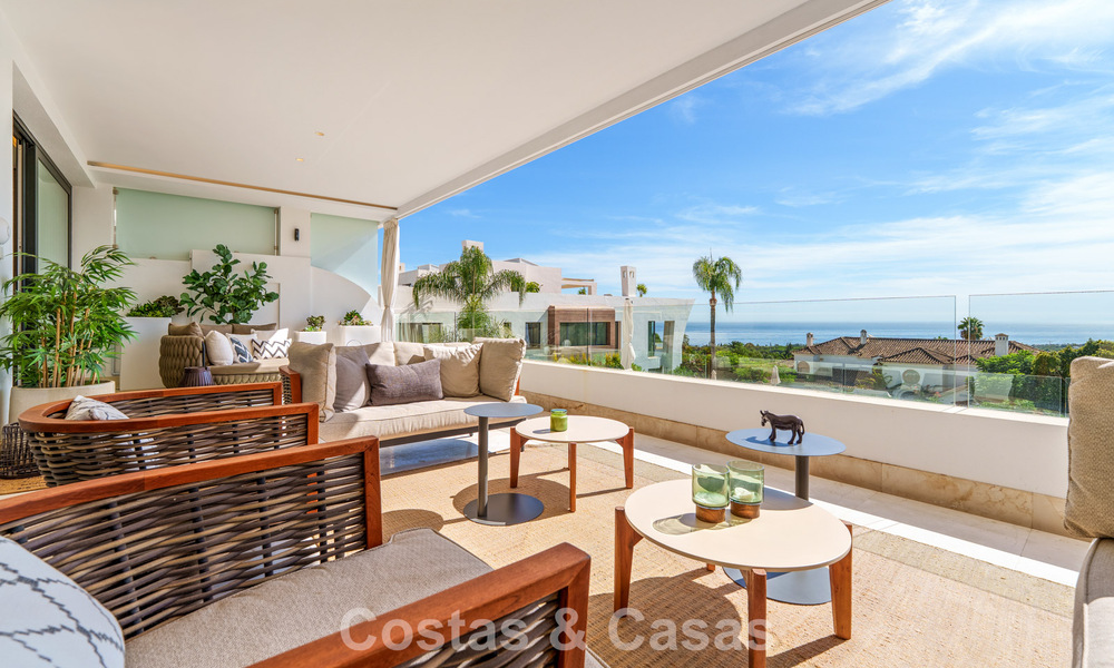 Appartement avec vue sur la mer à vendre dans un complexe prestigieux de Sierra Blanca, sur le Golden Mile de Marbella 787557