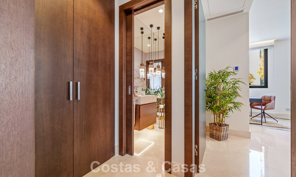 Appartement avec vue sur la mer à vendre dans un complexe prestigieux de Sierra Blanca, sur le Golden Mile de Marbella 787573