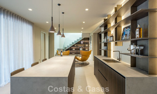 Luxueuse villa neuve, prête à emménager, à vendre dans un prestigieux complexe de golf 5* à Marbella - Benahavis 787427 