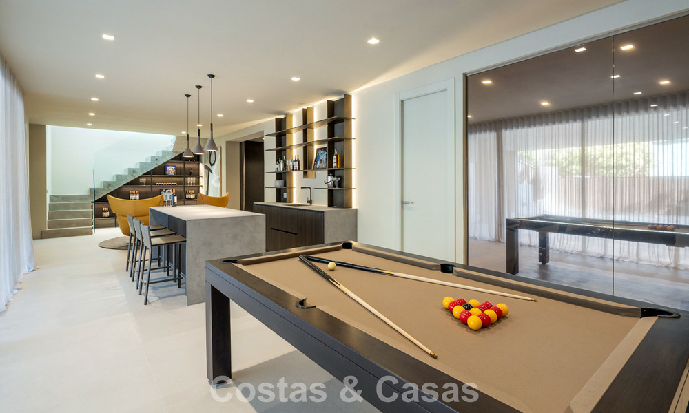 Luxueuse villa neuve, prête à emménager, à vendre dans un prestigieux complexe de golf 5* à Marbella - Benahavis 787428