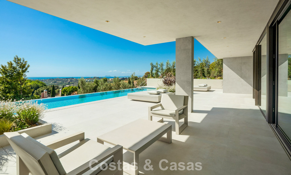 Luxueuse villa neuve, prête à emménager, à vendre dans un prestigieux complexe de golf 5* à Marbella - Benahavis 787431