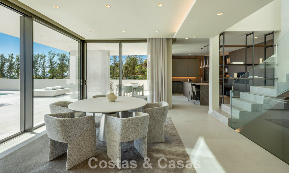Luxueuse villa neuve, prête à emménager, à vendre dans un prestigieux complexe de golf 5* à Marbella - Benahavis 787446