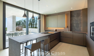 Luxueuse villa neuve, prête à emménager, à vendre dans un prestigieux complexe de golf 5* à Marbella - Benahavis 787449 