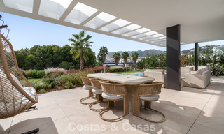 Maison moderne à vendre dans un complexe de golf à l'est du centre de Marbella 787943 