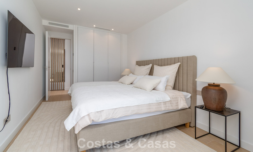 Maison moderne à vendre dans un complexe de golf à l'est du centre de Marbella 787947