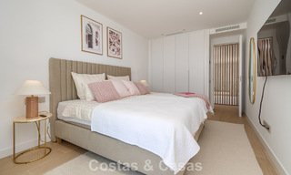 Maison moderne à vendre dans un complexe de golf à l'est du centre de Marbella 787950 