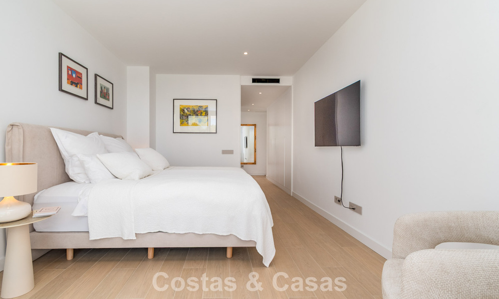 Maison moderne à vendre dans un complexe de golf à l'est du centre de Marbella 787955