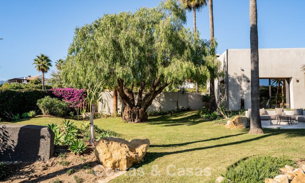 Villa prête à emménager, dans le style chic d'Ibiza, avec vue sur la mer, à vendre sur le nouveau Golden Mile entre Marbella et Estepona 787780