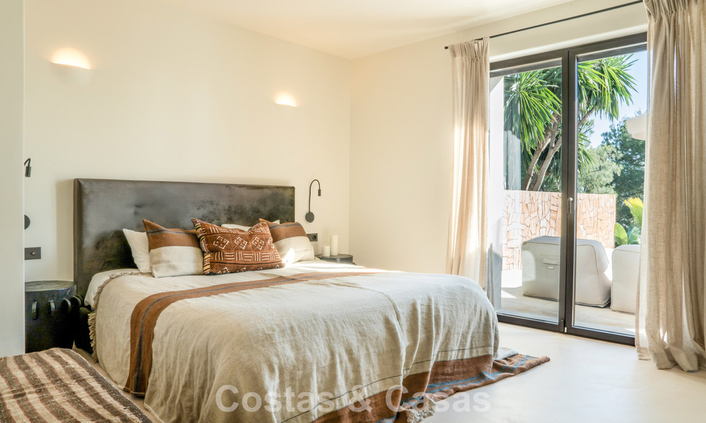 Villa prête à emménager, dans le style chic d'Ibiza, avec vue sur la mer, à vendre sur le nouveau Golden Mile entre Marbella et Estepona 787783