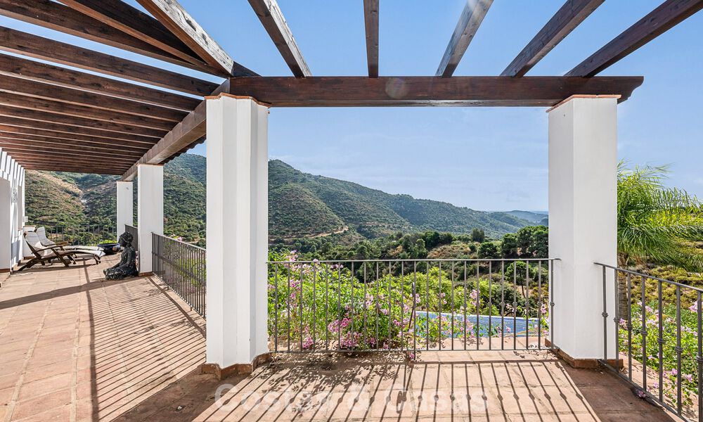 Villa de luxe méditerranéenne avec vue panoramique à vendre, nichée dans les collines verdoyantes de Marbella - Benahavís 789906