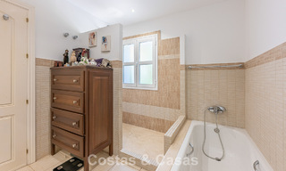 Villa de luxe méditerranéenne avec vue panoramique à vendre, nichée dans les collines verdoyantes de Marbella - Benahavís 789915 