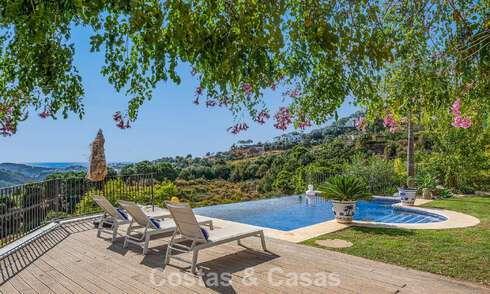 Villa de luxe méditerranéenne avec vue panoramique à vendre, nichée dans les collines verdoyantes de Marbella - Benahavís 789929