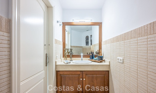 Villa de luxe méditerranéenne avec vue panoramique à vendre, nichée dans les collines verdoyantes de Marbella - Benahavís 789933 