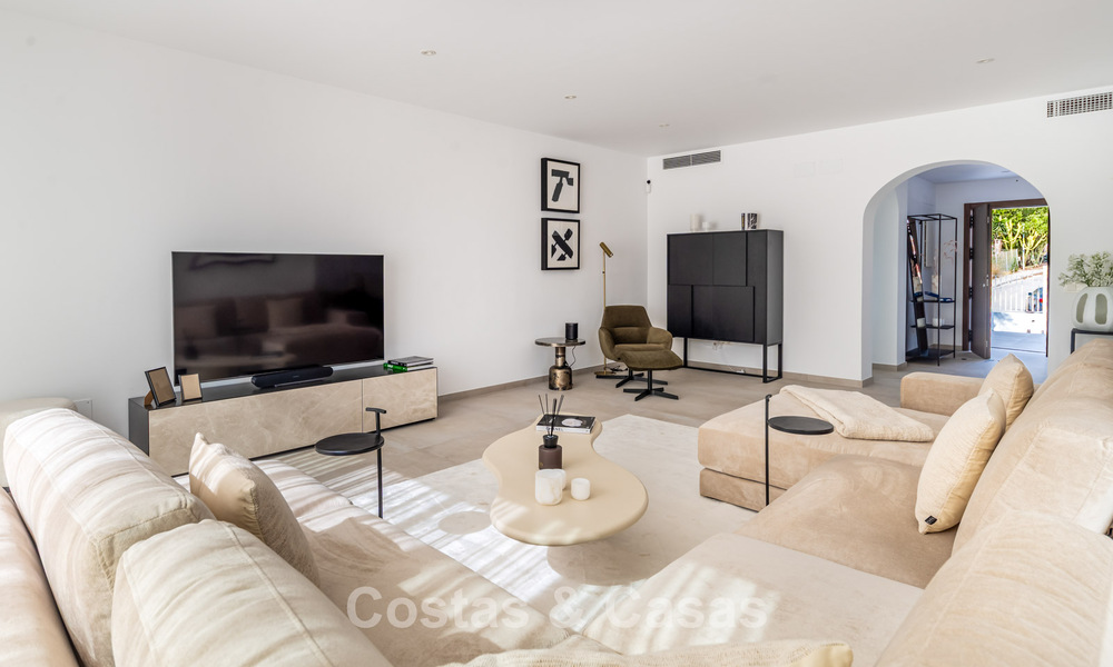 2 villas de luxe contemporaines à vendre, situées côte à côte à seulement 400 m de la plage à Casares, Costa del Sol 788030