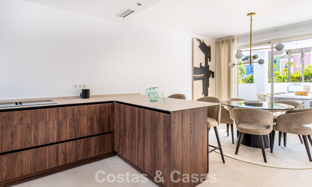 2 villas de luxe contemporaines à vendre, situées côte à côte à seulement 400 m de la plage à Casares, Costa del Sol 788033