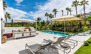 2 villas de luxe contemporaines à vendre, situées côte à côte à seulement 400 m de la plage à Casares, Costa del Sol 788051 
