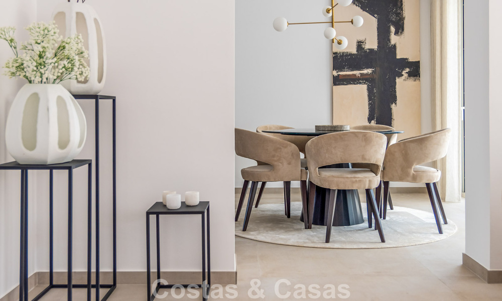 2 villas de luxe contemporaines à vendre, situées côte à côte à seulement 400 m de la plage à Casares, Costa del Sol 788052