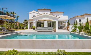 2 villas de luxe contemporaines à vendre, situées côte à côte à seulement 400 m de la plage à Casares, Costa del Sol 788066 