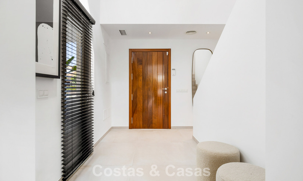 2 villas de luxe contemporaines à vendre, situées côte à côte à seulement 400 m de la plage à Casares, Costa del Sol 788077