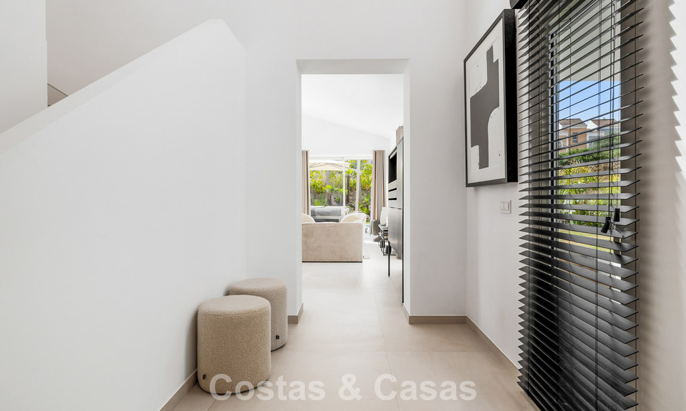 2 villas de luxe contemporaines à vendre, situées côte à côte à seulement 400 m de la plage à Casares, Costa del Sol 788078